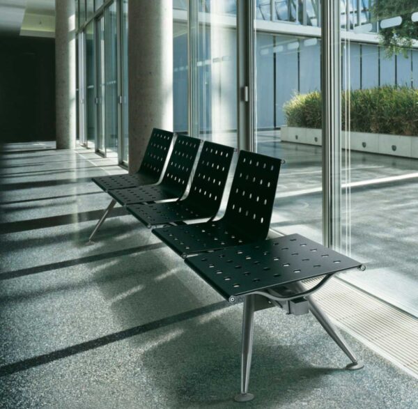 Ulisse Caimi / Chaise sur poutre Caimi Brevetti (ref. 37678i)